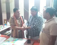 व्यापार मंडल के पदाधिकारियों ने एसपी का किया सम्मान
