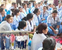 इस्तीफे के बाद भी नहीं थम रहा रेनू भाटिया के खिलाफ रोष, अब थाना में शिकायत दर्ज