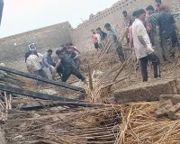 जोगीवाला में आंधी-तूफान का कहर, डेयरी की छत गिरी, 21 गायें मलबे में दबीं  