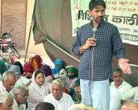 सुंदर नहर में पूरा पानी चलाने की मांग को लेकर जमालपुर में किसानों  का धरना जारी 