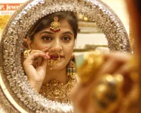 Gold News: सोना-चांदी में बड़ी तेजी की संभावना, जानें रिपोर्ट का अनुमान