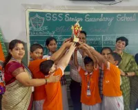 शिखर शिक्षा सदन में स्पेलाथॉन प्रतियोगिता का आयोजन, 600 विद्यार्थियों ने दिखाई अंग्रेज़ी भाषा की शानदार प्रतिभा