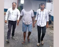 चलती लोकल ट्रेन में यात्री को जान से मारने की धमकी, वायरल वीडियो के बाद आरोपी गिरफ्तार