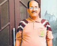 Honesty: गलती से खाते में आए रुपये लौटाकर राजेंद्र इन्सां ने पेश की ईमानदारी की मिसाल