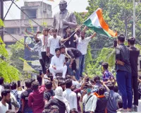 तेजप्रताप यादव की गिरफ्तारी पर विवाद, अधिवक्ता ने कानूनी प्रक्रिया पर जताई आपत्ति