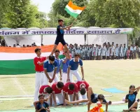 Independence Day 2026: तिरंगे की शान में झूमा हनुमानगढ़, 52 कर्मवीरों और प्रतिभाओं का हुआ सम्मान 