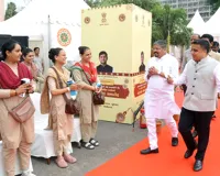 GSRTC: रक्षाबंधन के लिए डिप्टी सीएम ने किया बड़ा ऐलान, 101 नई बसों को  दिखाई हरी झंडी