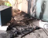 भिवानी के नया बाजार में 4 मंजिला शोरूम में भीषण आग, दमकल की 3 गाड़ियां मौके पर पहुंचीं