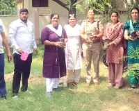 वूमैन हेल्पिंग सोसायटी ने महिला थाना परिसर में किया पौधारोपण, 21 पौधे रोपे