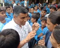 Education: शिक्षा मंत्री ने पीएम श्री राजकीय स्कूल का औचक निरीक्षण कर व्यवस्थाओं का लिया जायजा