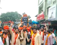 Kanwar Yatra: महाकाल कांवड़ यात्रा के शहर में पहुँचने पर उमड़ी भक्तों की भीड़, हुआ जोरदार स्वागत 