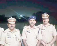 मुठभेड़: पुलिस पर फायरिंग कर भागे बदमाश, जवाबी गोलीबारी से एक घायल 