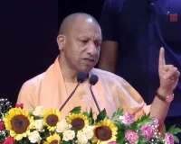 राष्ट्रीय हथकरघा दिवस पर सीएम योगी का सपा पर हमला, वोट बैंक की राजनीति ने कारीगरों का सम्मान छीना