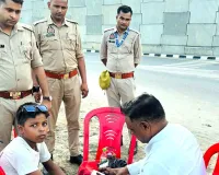तीतरवाड़ा चौकी प्रभारी ने चोटिल कांवड़ियों का अविलंब कराया उपचार