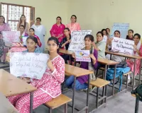 स्लोगन राइटिंग एवं प्रेजेंटेशन प्रतियोगिता बीए प्रथम वर्ष की मोनी रही प्रथम