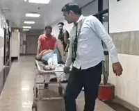 हथियार की निशानदेही कराने पहुंची पुलिस पर फायरिंग, मुठभेड़ में दो बदमाश घायल