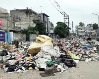 सफाई कर्मचारियों की हड़ताल से लुधियाना बना कूड़ाघर, 8,800 मीट्रिक टन कचरा जमा