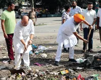 दोराहा में विशेष स्वच्छता अभियान, विधायक ने खुद संभाली सफाई मुहिम की कमान