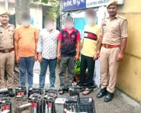 नोएडा में ई-रिक्शा बैटरी चोर गिरोह का पर्दाफाश, 4 आरोपी गिरफ्तार