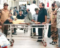 राड़ा साहिब जा रही पिकअप पलटी, डेरा सच्चा सौदा के सेवादारों ने घायलों को पहुँचाया अस्पताल