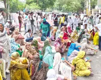रोहित हत्याकांड में गिरफ्तारी की मांग, खाप पंचायत और परिजनों ने किया प्रदर्शन