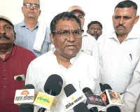 सफाई कर्मचारियों ने दो सितंबर तक बढ़ाई हड़ताल, गंदगी के डेर से जनता परेशान