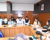 Sonipat News: लंबित मामलों के निपटारे में तेजी लाएं अधिकारी, लोगों को समय पर मिले न्याय-मंडलायुक्त मोनिका मलिक