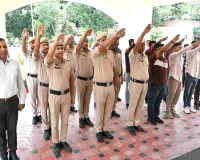 पुलिस लाइन में तैनात कर्मचारियों को दिलाई नशे से दूर रहने एवं नशामुक्त समाज के निर्माण की शपथ 