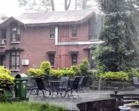 Weather News: हिमाचल, उत्तरखंड, जम्मू और लद्दाख में भारी बारिश का अलर्ट जारी!
