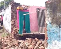 Dhanbad Land Subsidence: धनबाद में फिर धंसी जमीन, चार मकान चपेट में; दो पूरी तरह जमींदोज