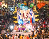 Ganesh Visarjan Utsav: रायचूर में गणेश विसर्जन के दौरान बड़ा हादसा, ट्रैक्टर से गिरने पर दो लड़कों की मौत