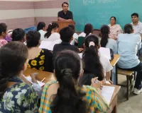 National Hindi Day: राष्ट्रीय हिंदी दिवस पर साप्ताहिक पखवाड़ा का शुभारंभ