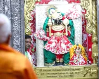 Krishna Janmashtami: पीएम मोदी ने देशवासियों को दी जन्माष्टमी की शुभकामनाएं, शेयर किया विशेष श्लोक 