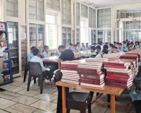 विद्यार्थियों ने समझी आधुनिक पुस्तकालय की कार्यप्रणाली 