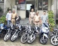 बाइक चोर गिरोह का पर्दाफाश, एक गिरफ्तार; चोरी की 10 गाड़ियां और अवैध हथियार बरामद