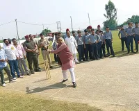 Namo Cricket League: सीएम के राजनीतिक सचिव भंडारी ने नारायणगढ़ में खिलाड़ियों संग खेला नशे के खिलाफ सुपर ओवर