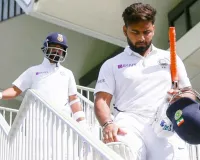 Rishabh Pant: ऋषभ पंत वनडे टीम से बाहर, आकाश चोपड़ा हैरान