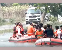 Bihar Flood: शिवराज सिंह चौहान ने बाढ़ प्रभावित इलाकों का दौरा किया