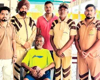 डेरा श्रद्धालुओं ने मानसिक रूप से विक्षिप्त बुजुर्ग व्यक्ति की देखभाल कर परिजनों तक पहुंचाया