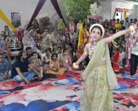 Shri Krishna Janmashtami: मध्यरात्रि में श्रीकृष्ण जन्म पर गूंजे जयकारे 