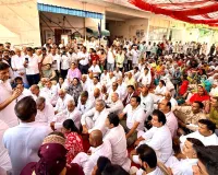 Sanitation Workers' Strike; सफाई कर्मचारियों की मांगें जायज, सरकार कर्मचारियों को पक्का करे – दीपेन्द्र हुड्डा  