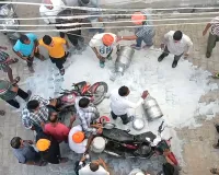 Doodh Bandh Andolan: दूध बंद आंदोलन के दूसरे दिन भी वीटा प्लांट के बाहर किसानों का पक्का मोर्चा जारी