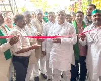 Free Medical Camp: कैराना में निःशुल्क चिकित्सा शिविर आयोजित, मरीजों की हुई जांच
