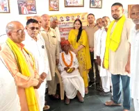 सेवा संकल्प अभियान के तहत छिनौली में बुजुर्गों का किया सम्मान