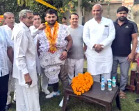 Asian Games: एशियन गेम्स में ब्रॉन्ज मेडल विजेता दीपक पूनिया का खरखौदा पहुंचने पर भव्य स्वागत