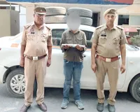 कार से टायर चोरी करने वाला आरोपी गिरफ्तार, चार टायर और लैपटॉप बरामद