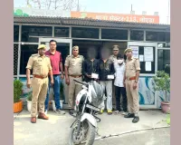 मोबाइल और चेन स्नेचिंग करने वाले तीन आरोपी गिरफ्तार, 41 हजार रुपए और बाइक बरामद