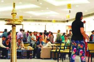मोदी के फैसले का साइड इफैक्टः ज्यूलर्स मालामाल, आम आदमी बेहाल