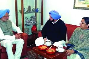 पंजाब प्रभारी आशा कुमारी व कैप्टन मिले
