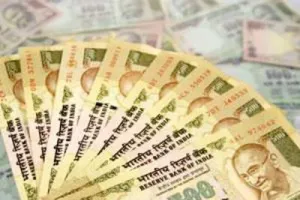 रेलवे, बस और मेट्रो में 10 से नहीं चलेंगे 500 के पुराने नोट